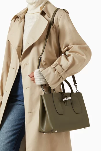 حقيبة متوسطة بيد علوية وتصميم صندوق جلد من مجموعة لو روزو