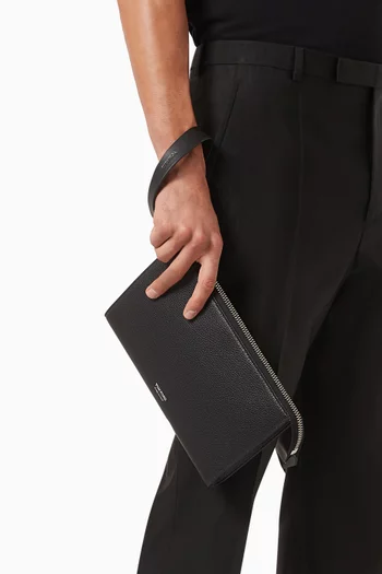 Flat Pouch in Leather