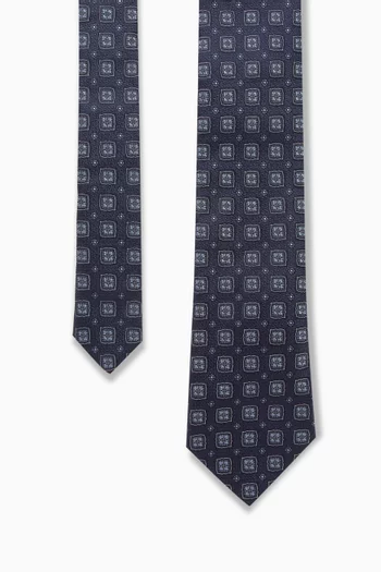 ربطة عنق بنقشة هندسية حرير جاكار