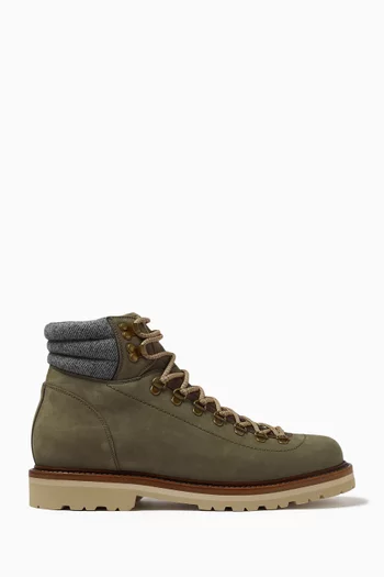 Mountain Boots in Nubuck & Wool