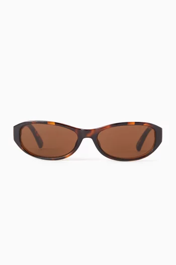 Don't Cha Oval Sunglasses in Polymer