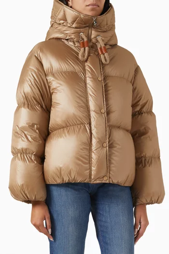 Moncler clothing discount