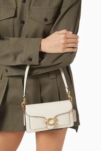 Tabby 20 Shoulder Bag in Pebble Leather