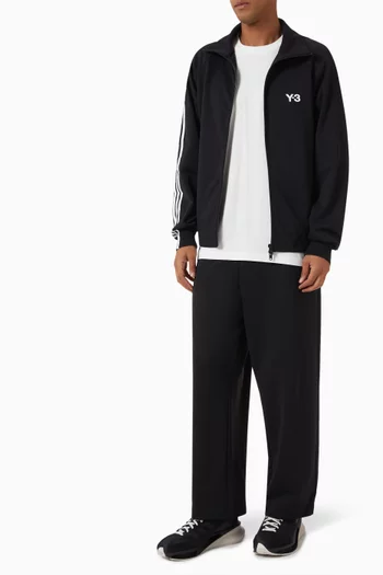 تي شيرت بشعار الماركة قطن