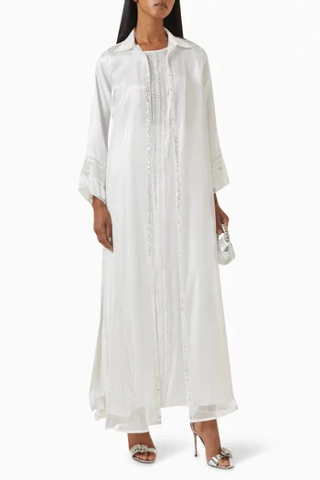 طقم عباية مطرزة