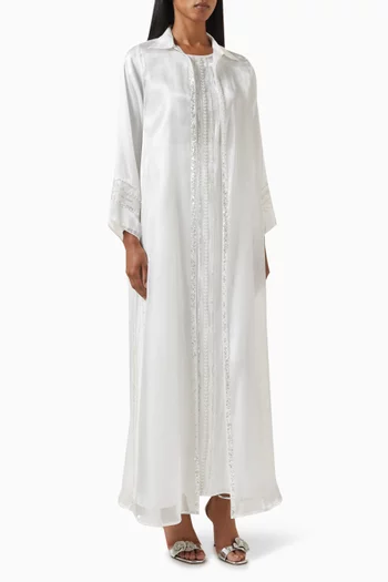 طقم عباية مطرزة