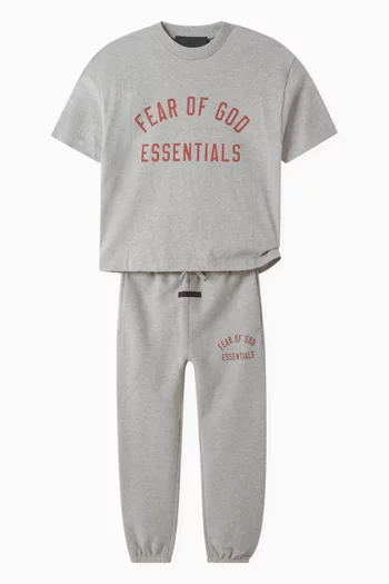 Classic Relaxed-fit Sweatpants in Fleece