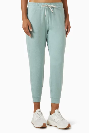 Performance Sweatpants in DreamKnit™