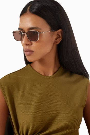 نظارة شمسية بإطار مستطيل تيتانيوم