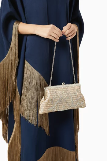 كلاتش كلاسيكي مزين بكلمة سلام بخط عربي