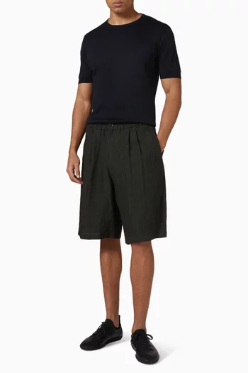 Bermuda Shorts in Linen