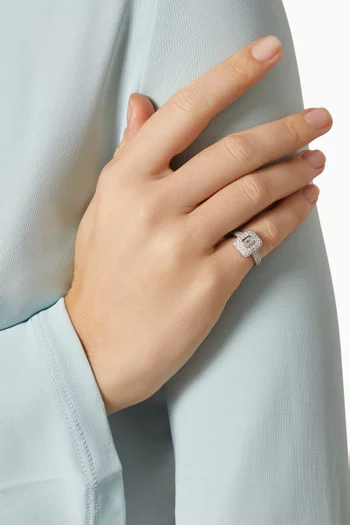 Emerald Cut Diamond Ring in 18kt White Gold