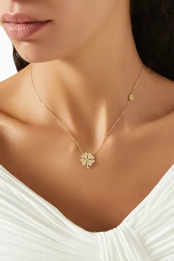 Dainty Diamonds Four Leaf Clover Necklace in 18kt Gold
