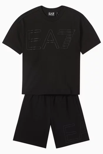 EA7 Train Logo Shorts
