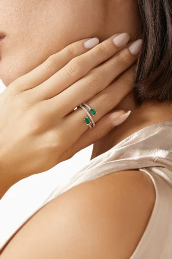 خاتم بتصميم ملفوف مرصع بأحجار بافيه نحاس مطلي بالروديوم