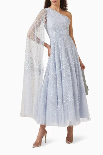 فستان سهرة بكتف مكشوف وتطريزات بالترتر تول