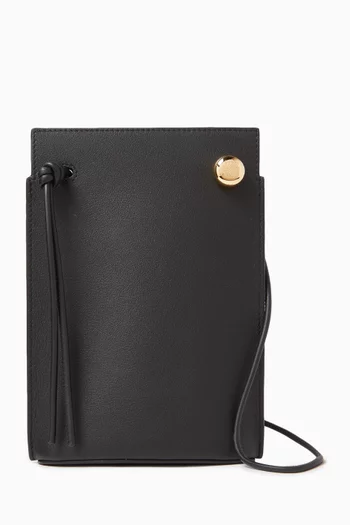 Pebble Dice Pocket Shoulder Bag in Leather