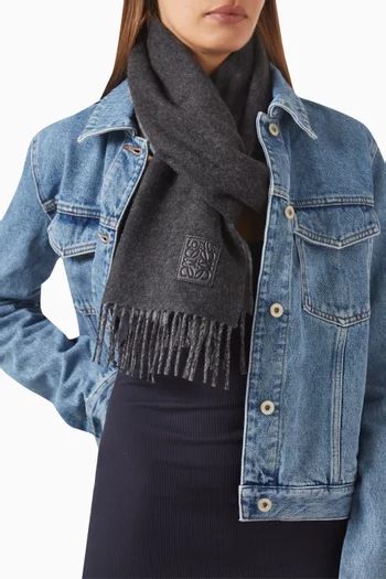 Logo Scarf in Wool & Cashmere