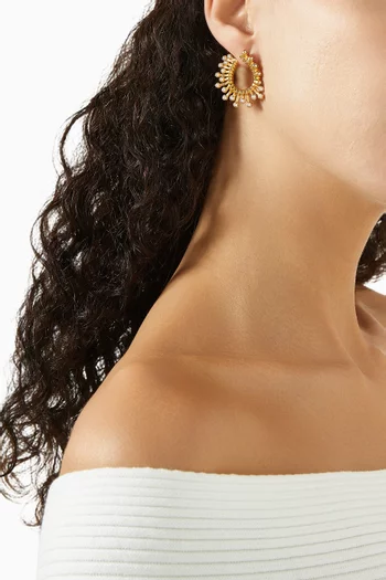 أقراط ويف مزينة باللؤلؤ نحاس مطلي ذهب عيار 18