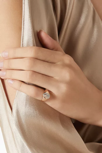 Celeste Pear-cut Diamond Signet Ring in 18kt Rose Gold
