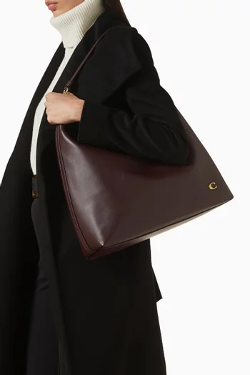 Juliet 38 Shoulder Bag in Glovetanned Leather