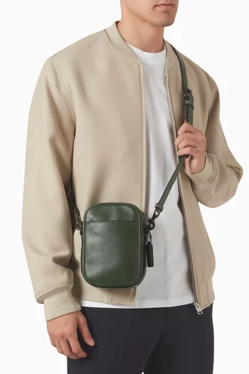 Hitch Crossbody Bag in Leather