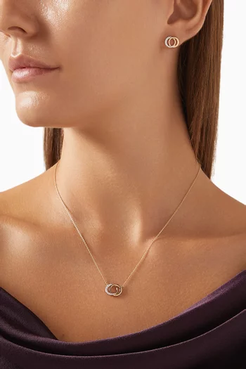 Interlocked Circles Diamond Pendant Necklace in 18kt Yellow Gold