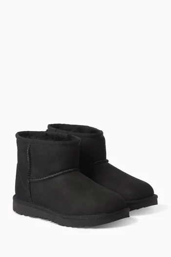 Classic II Mini Boots in Sheepskin
