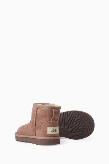 Classic II Mini Boots in Suede