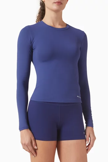 بلوزة فونديشن بأكمام طويلة