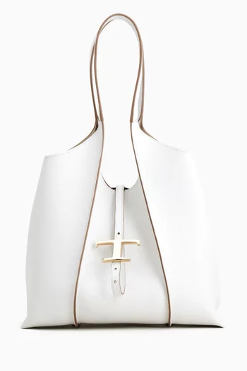 حقيبة كتف صغيرة بحلية كلاسيكية بشكل حرف T جلد