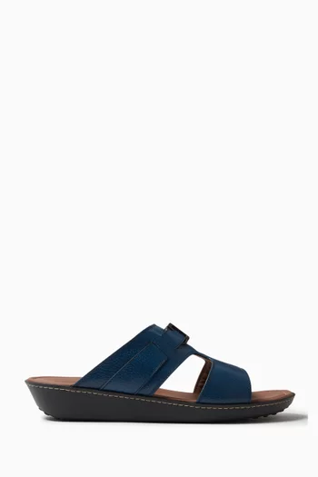 T Sandals in Leather