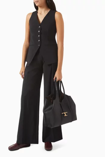 Medium T Timeless Shopping Bag in Leather