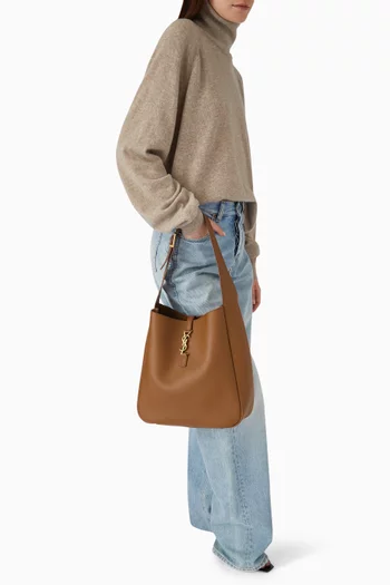 Large Le 5 à 7 Bag in Grained Leather