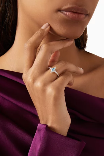 Diamond & Topaz Ring in 18kt White Gold