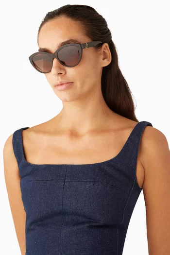 Cat-eye Sunglasses in Acetate