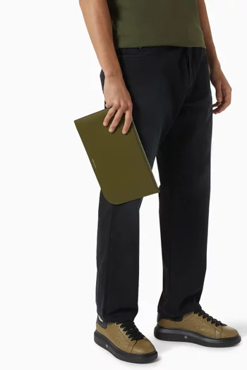 Sling Zip Pouch in Leather