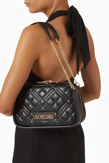 Qulited Shoulder Bag in Faux Leather