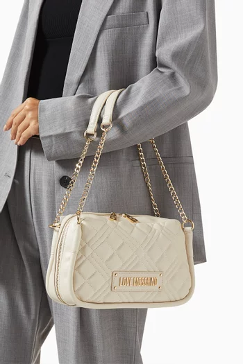 Qulited Shoulder Bag in Faux Leather