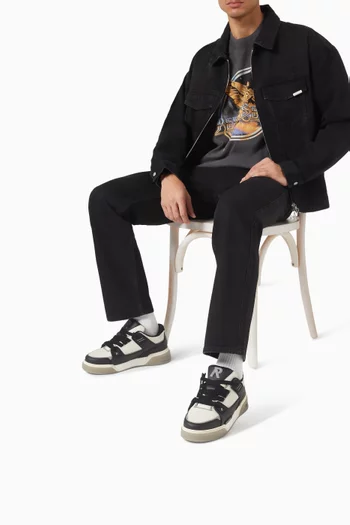 سنيكرز ستوديو جلد