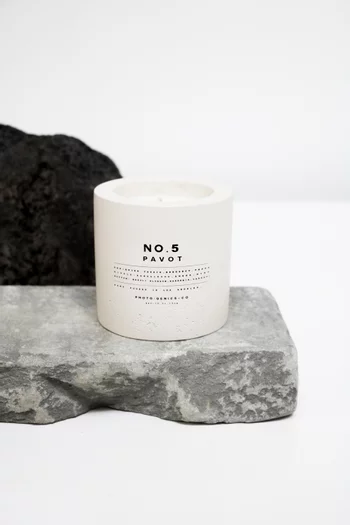 No.5 Pavot Concrete Candle, 225g