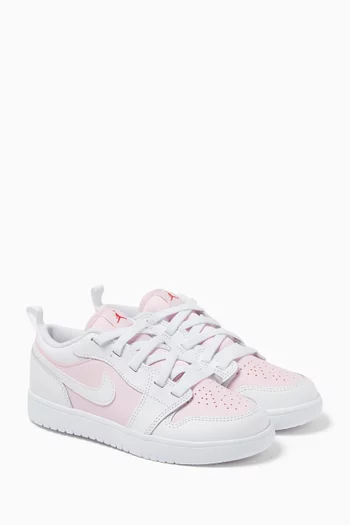 Air Jordan 1 Low SE Sneakers in Leather