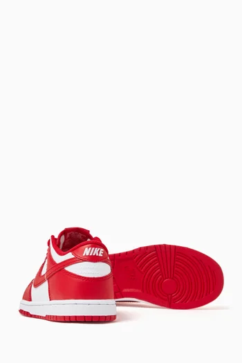 Dunk Low Sneakers