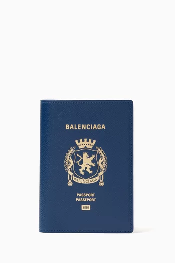 Passport Holder in Textured Calfskin