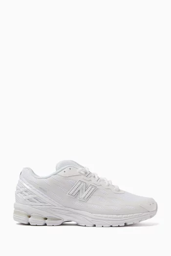 1906W Sneakers in Mesh