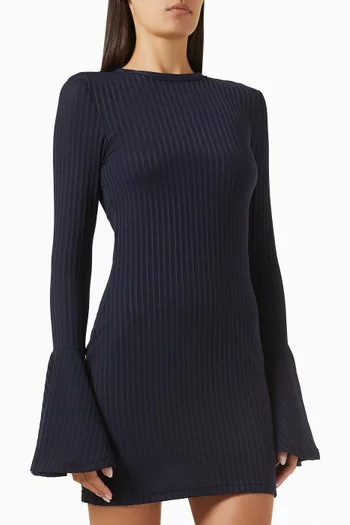 فستان ألور قصير بأساور واسعة