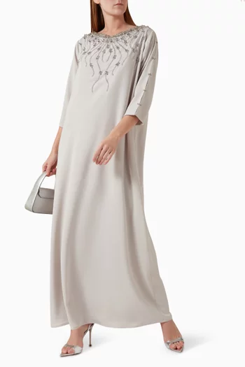 قفطان مطرز بالخرز