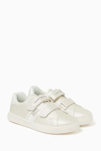 Flag Low Cut Velcro Strap Sneakers