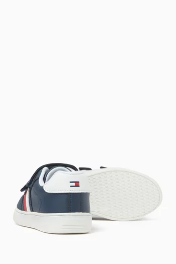 Low-cut Velcro Sneakers in Leather