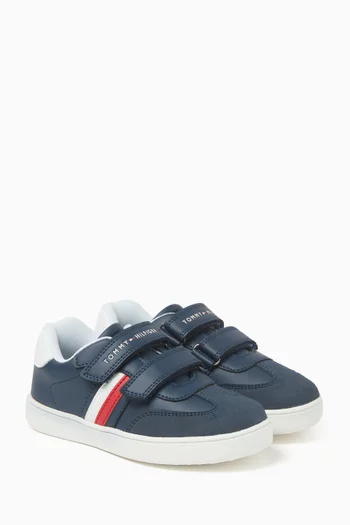 Low-cut Velcro Sneakers in Leather